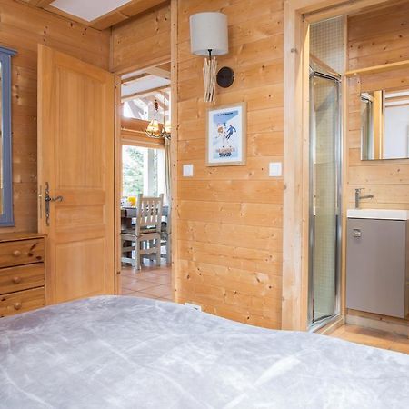 Chalet Muguet Gauche With Hot Tub Sleeps 10 Central Morzine Dış mekan fotoğraf