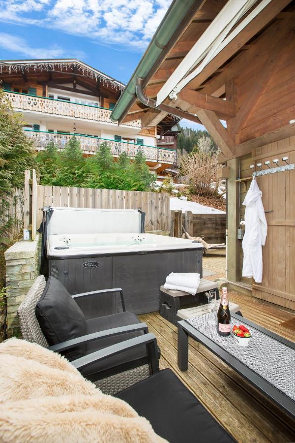Chalet Muguet Gauche With Hot Tub Sleeps 10 Central Morzine Dış mekan fotoğraf